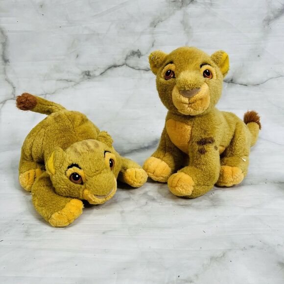 Vintage Disney Store The Lion King Simba 8" Sitting and Pouncing Plush Stuffed - Picture 1 of 11